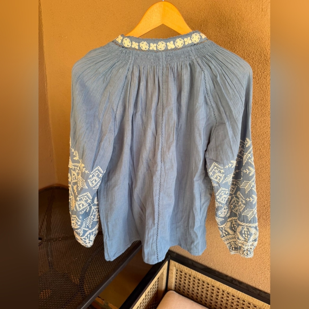 Maison Hotel Sandrine Blouse in French Blue Long Sleeve Size S - Picture 7 of 8